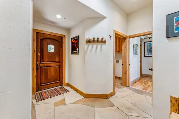 $3,299,000 | 731 Lakeview Circle, Silverthorne, CO 80498