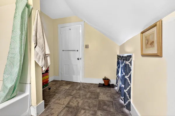 $407,400 | 192 Brunswick Avenue, Gardiner, ME 04345