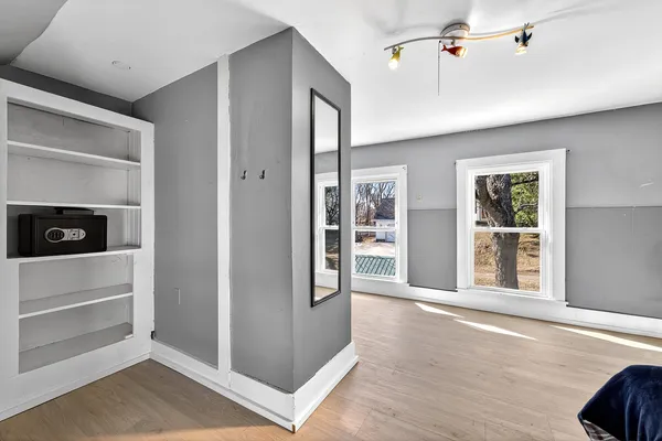 $407,400 | 192 Brunswick Avenue, Gardiner, ME 04345