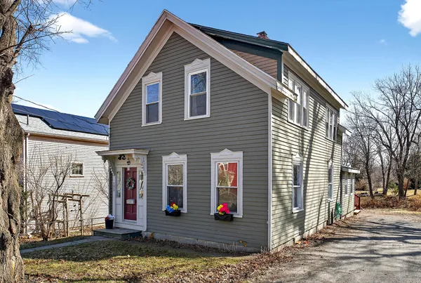 $407,400 | 192 Brunswick Avenue, Gardiner, ME 04345