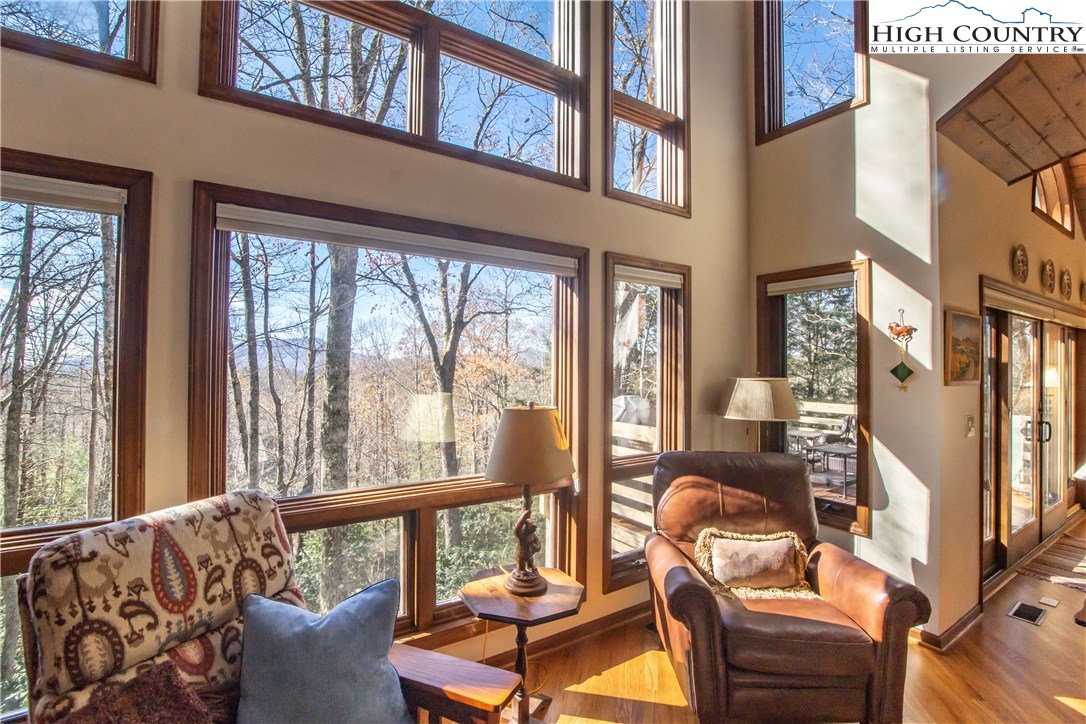 314 High Willhays Road Boone, NC 28607 - Photo 4 of 30 Gallery Image 4