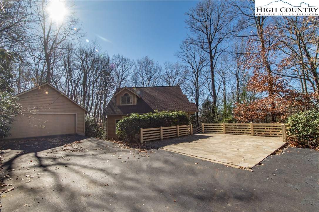 314 High Willhays Road Boone, NC 28607 - Photo 6 of 30 Gallery Image 6