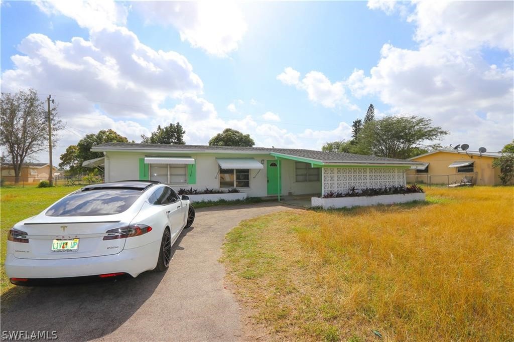 406 Penn Road West Lehigh Acres, FL 33936 - Photo 1 of 11 Gallery Image 1