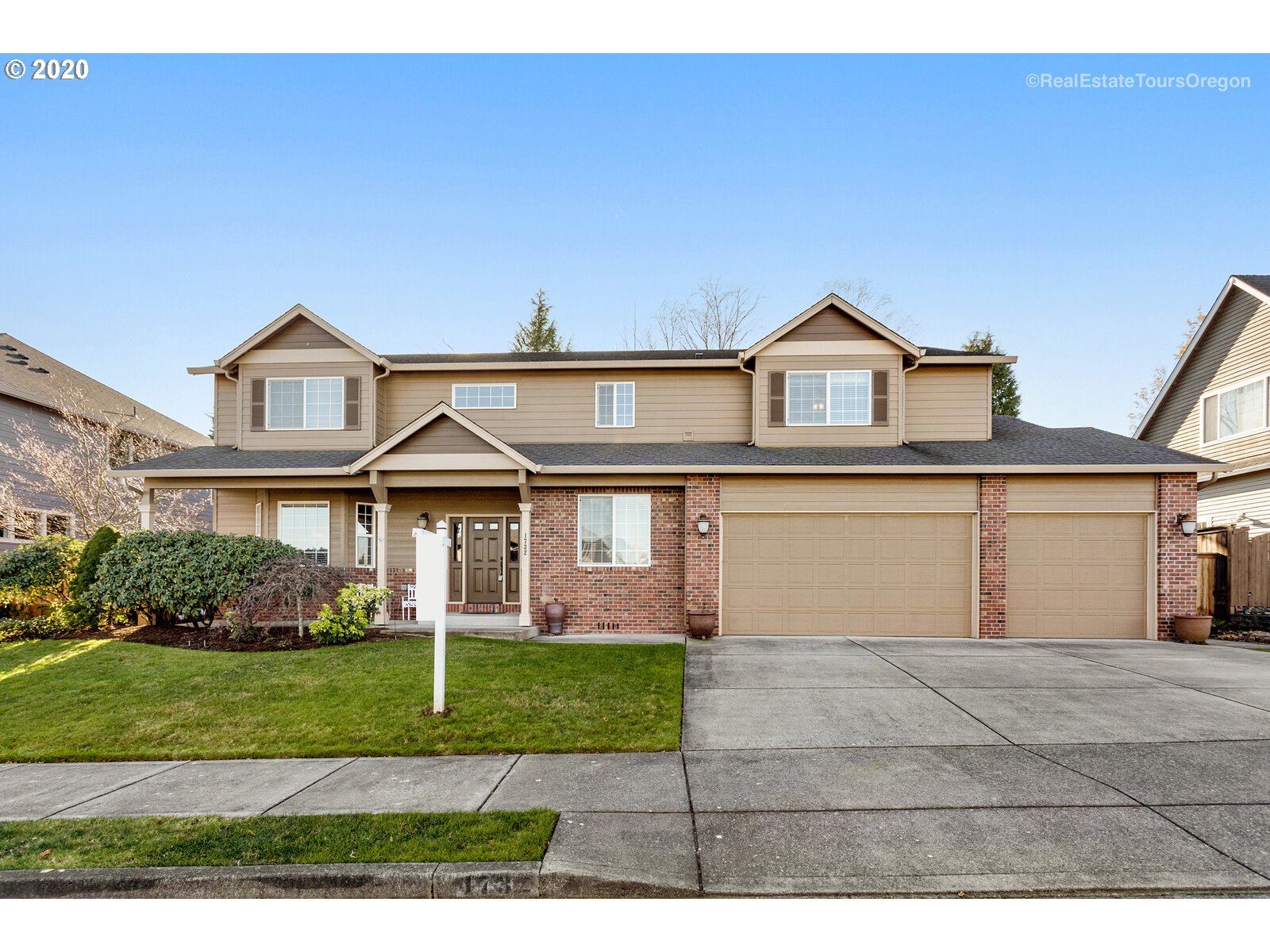 1732 Northwest 33rd Way Camas, WA 98607 - Photo 1 of 32 Gallery Image 1