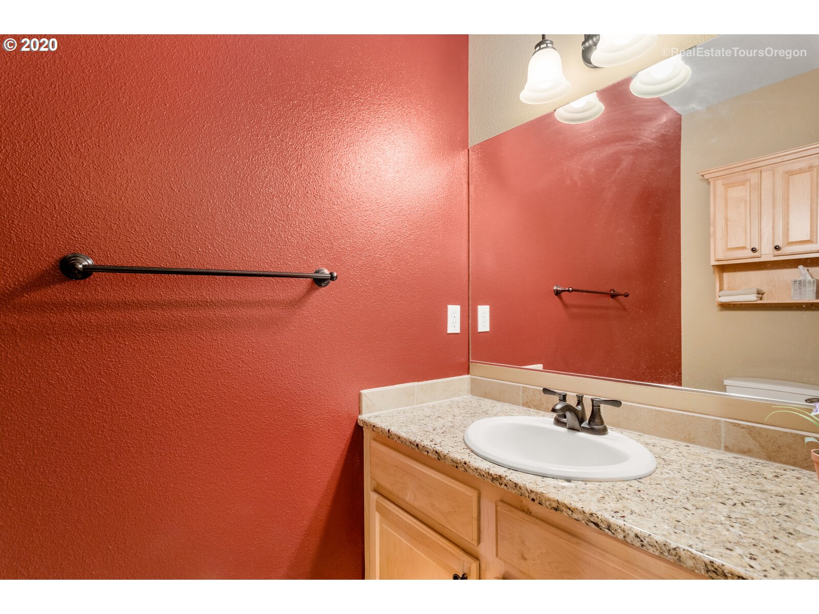 1732 Northwest 33rd Way Camas, WA 98607 - Photo 3 of 32 Gallery Image 3