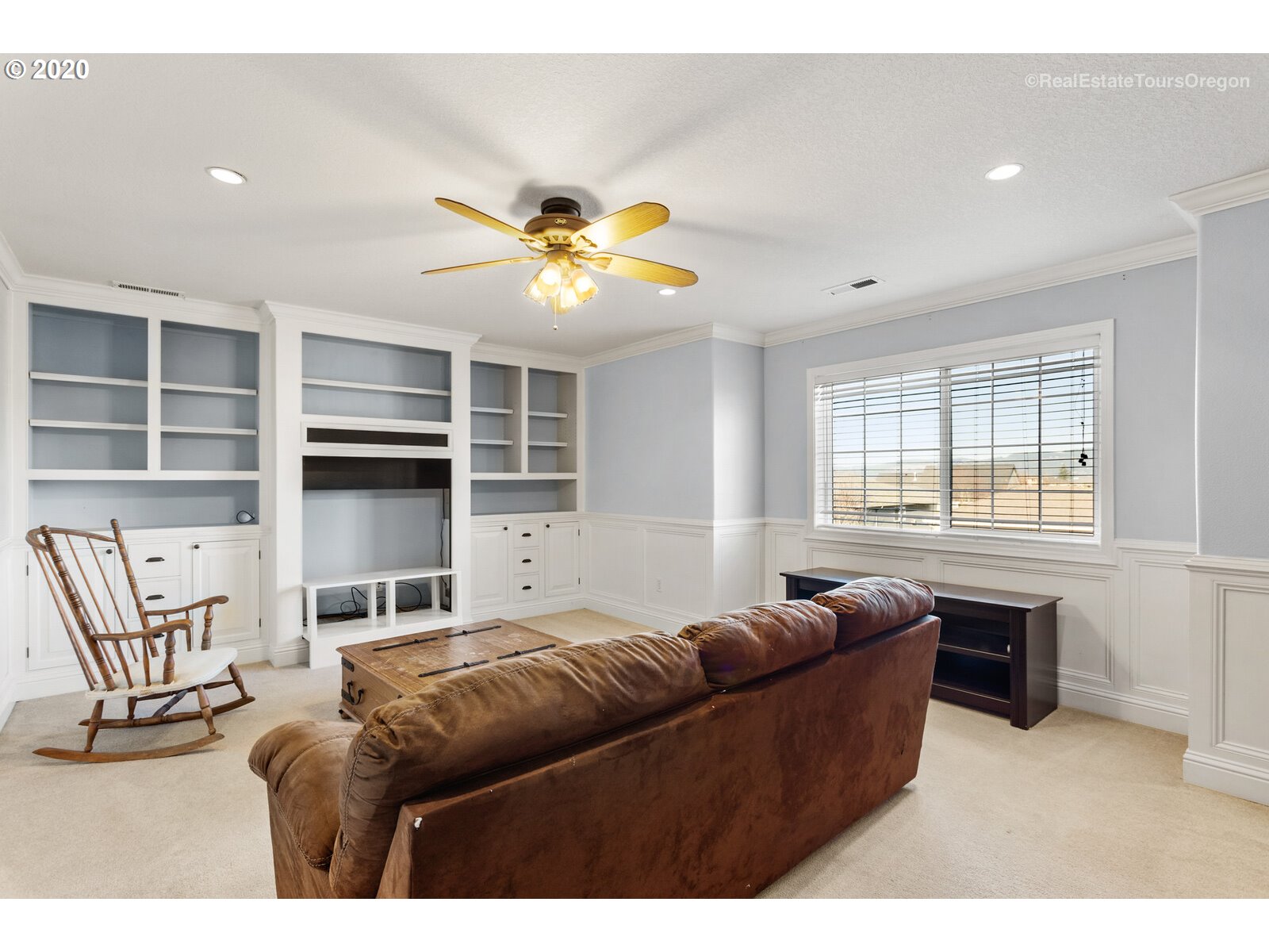 1732 Northwest 33rd Way Camas, WA 98607 - Photo 26 of 32 Gallery Image 26