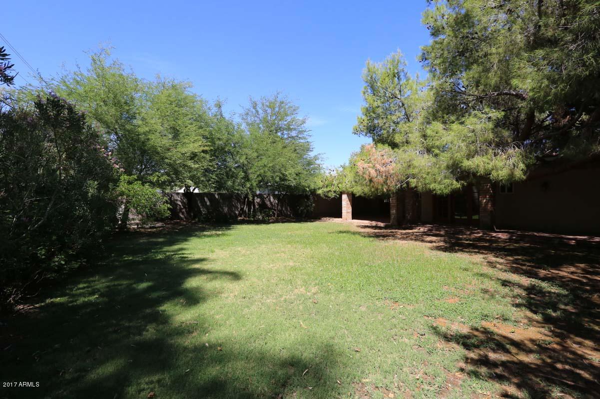 5214 North 33rd Street Phoenix, AZ 85018 - Photo 12 of 40 Backyard2