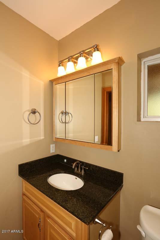 5214 North 33rd Street Phoenix, AZ 85018 - Photo 32 of 40 Powder Room