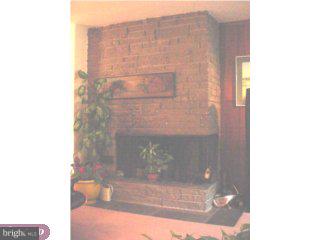 2045 Springhouse Road Broomall, PA 19008 - Photo 4 of 6