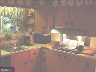 2045 Springhouse Road Broomall, PA 19008 - Photo 5 of 6