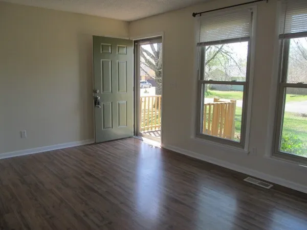 $1,775 | 101 Donald Drive, Smyrna, TN 37167