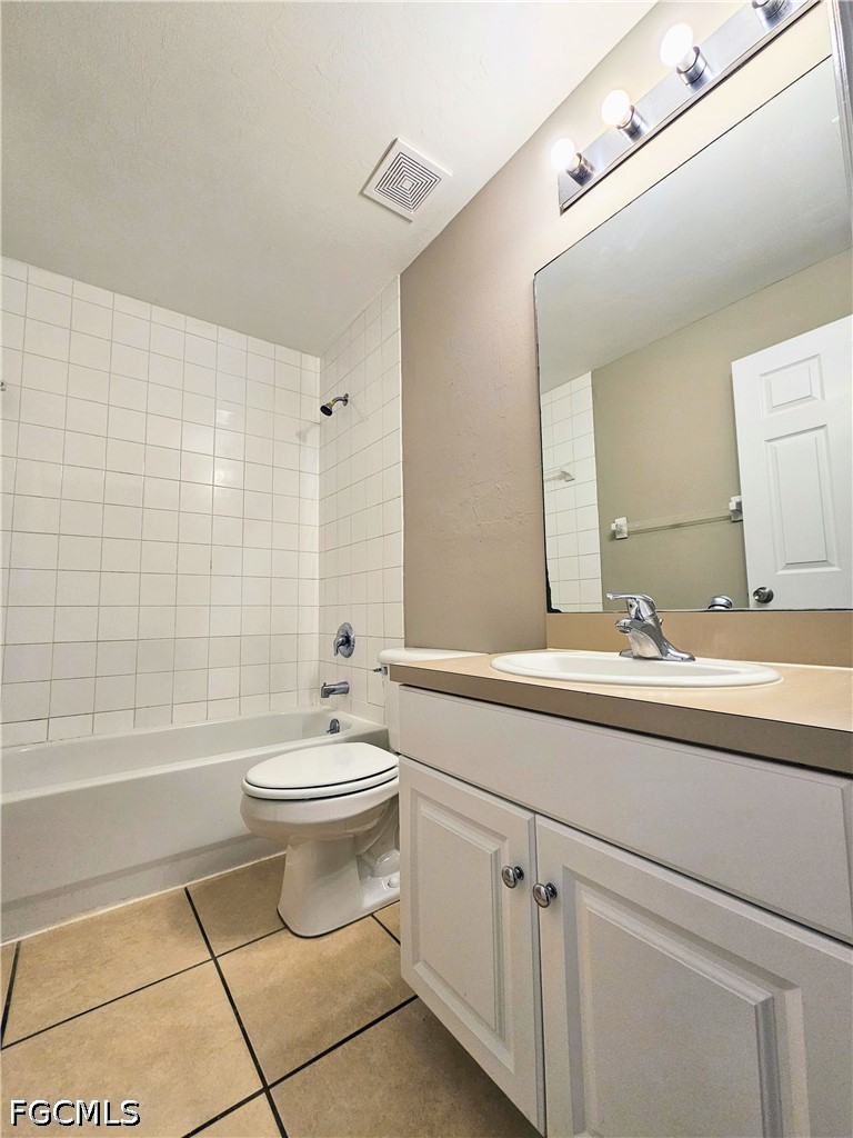 809 Alabama Road South Lehigh Acres, FL 33974 - Photo 4 of 17 Gallery Image 4