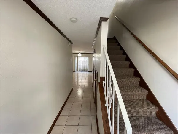 $1,350 | 1824 Hickory Avenue, Unit A, New Orleans, LA 70123