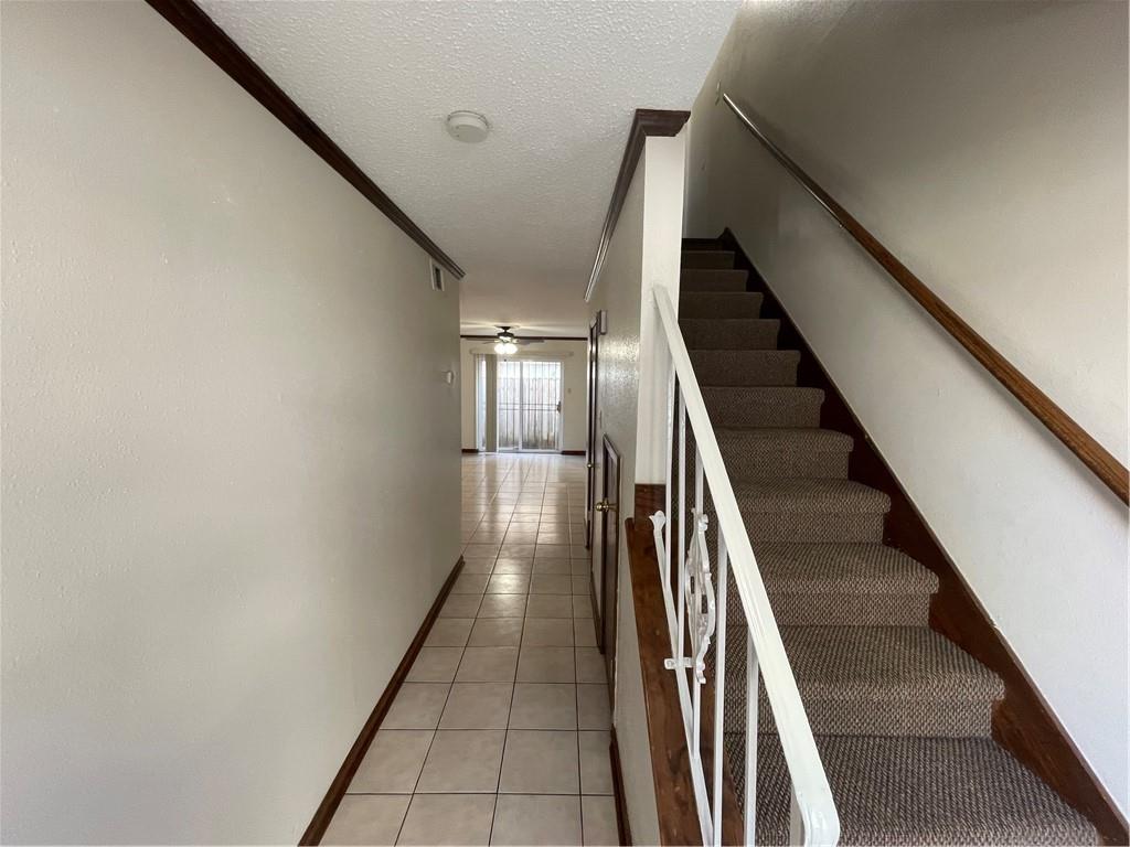 1824 Hickory Avenue, Unit A Harahan, LA 70123 - Photo 4 of 19