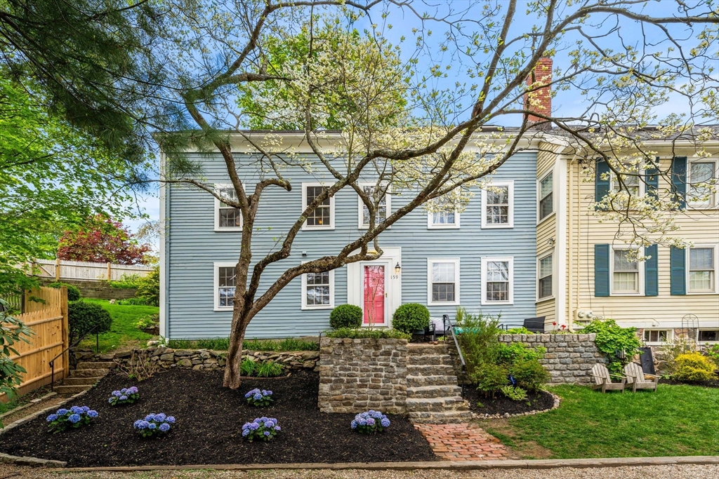 front view of house with a yard