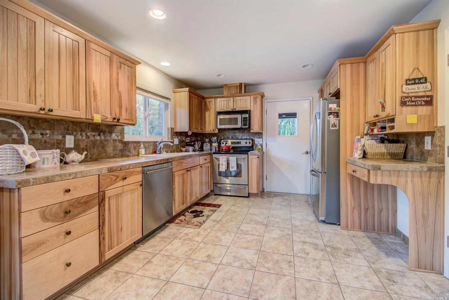 7100 Itchy Acres Road Granite Bay, CA 95746 - Photo 29 of 44 Gallery Image 29