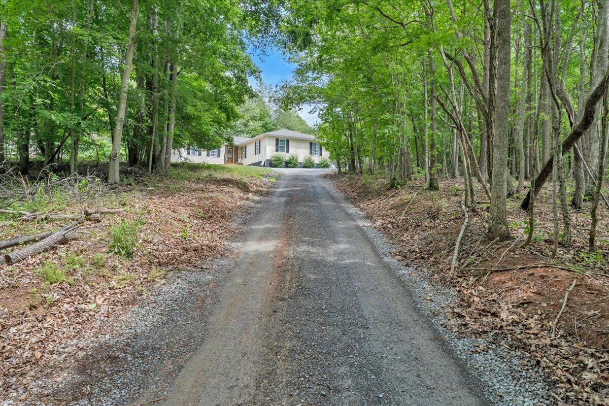 4218 Goose Dam Road Rocky Mount, VA 24151 - Photo 2 of 27 28-MIB00452