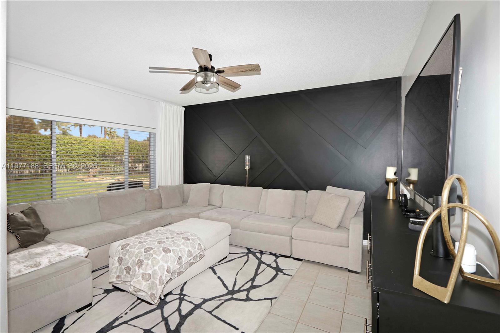 2232 Southwest 120th Avenue Miramar, FL 33025 - Photo 8 of 36