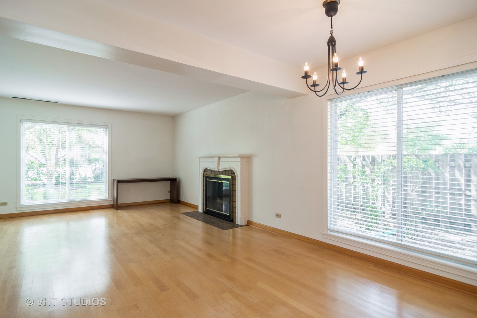1445 Shermer Road, Unit 1A Northbrook, IL 60062 - Photo 4 of 16 Gallery Image 4
