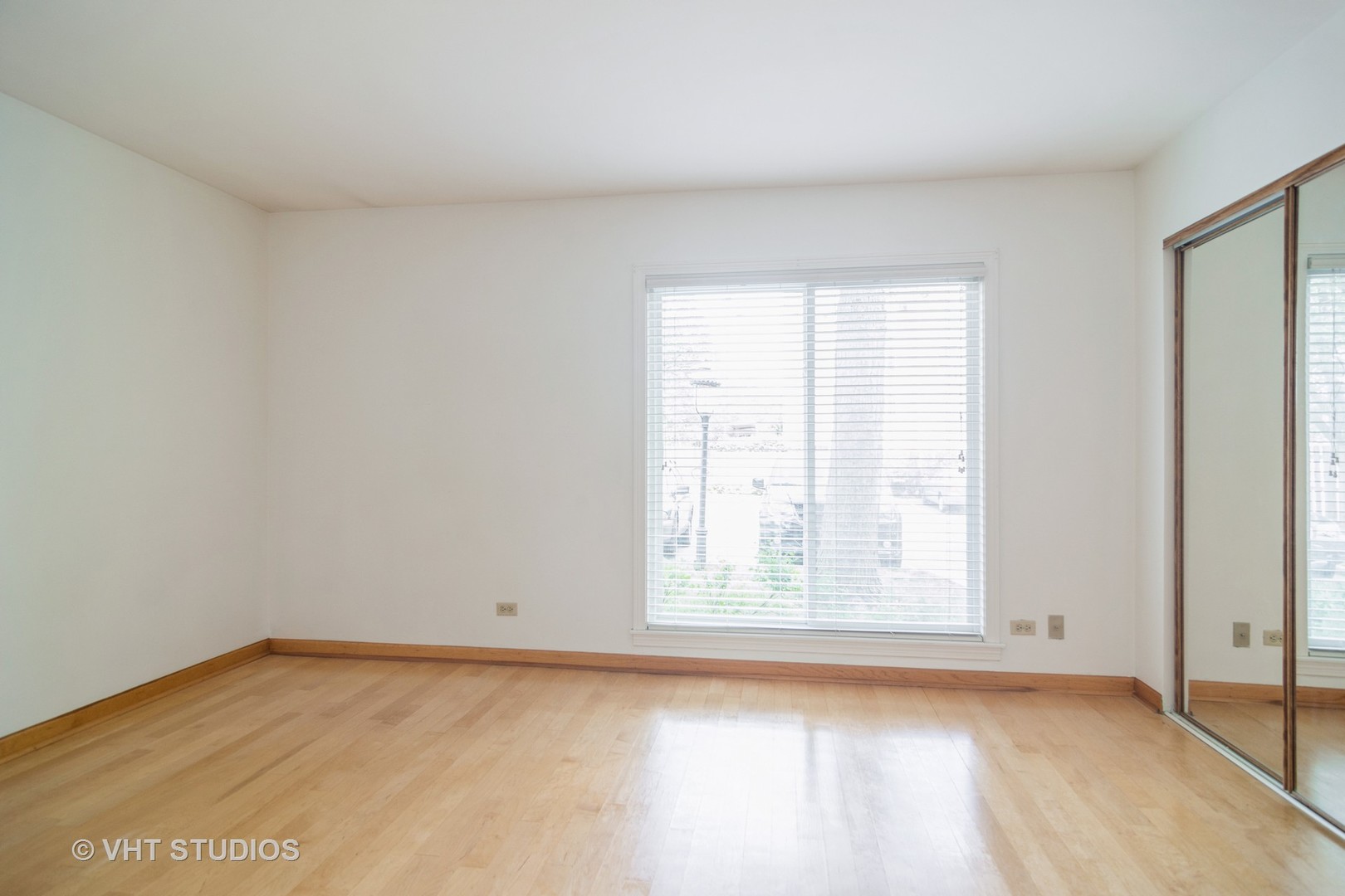 1445 Shermer Road, Unit 1A Northbrook, IL 60062 - Photo 9 of 16 Gallery Image 9