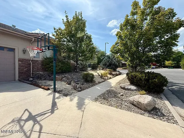 $3,600 | 1498 Washington Street, Reno, NV 89503