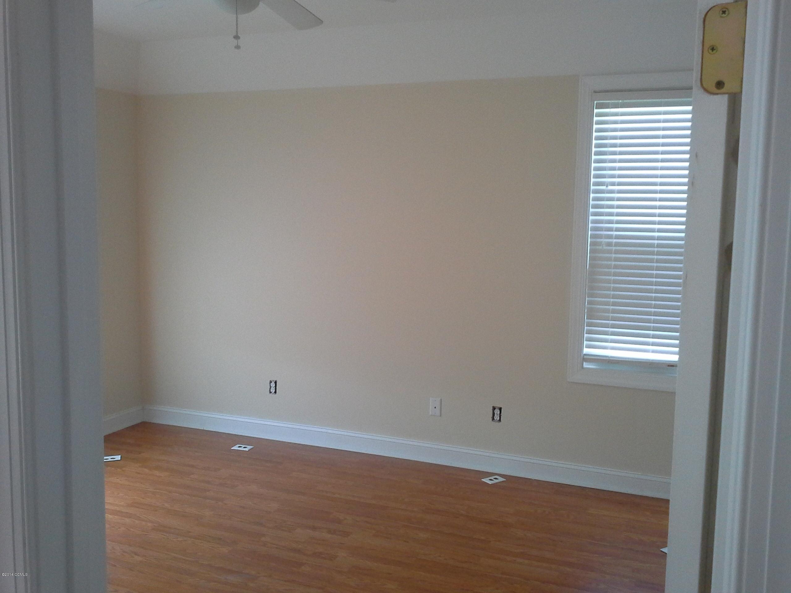 455 Nine Foot Road Newport, NC 28570 - Photo 10 of 24 Master Bd Rm