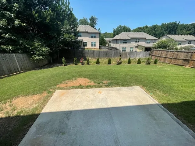 front view of house with a yard