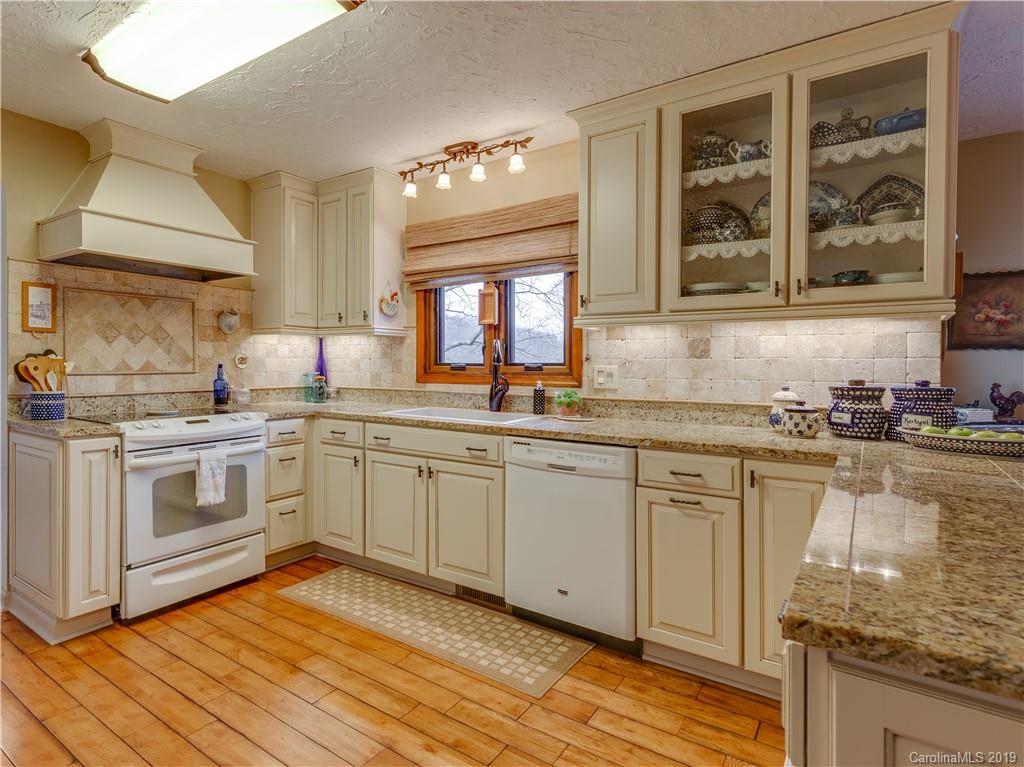 883 Spring Brook Waynesville, NC 28786 - Photo 14 of 40