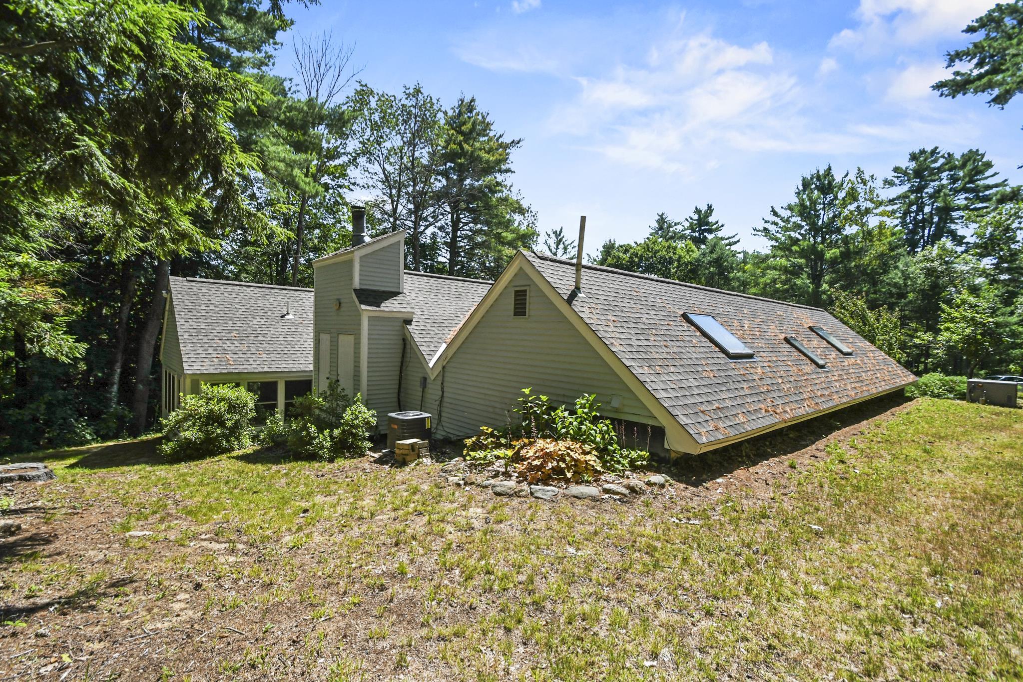 449 East Deering Road Deering, NH 03244 - Photo 31 of 34