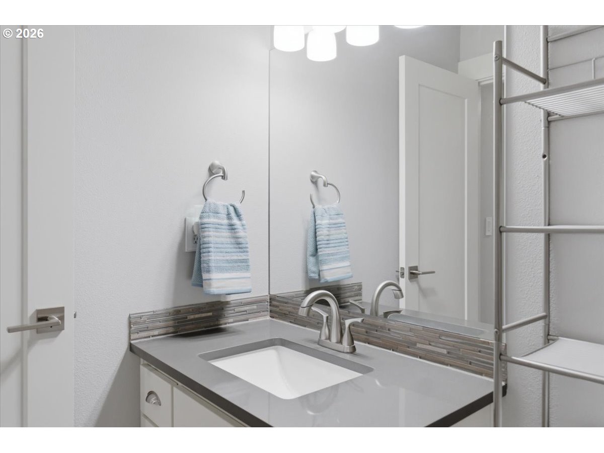 6316 Northeast Planter Street Albany, OR 97321 - Photo 36 of 48