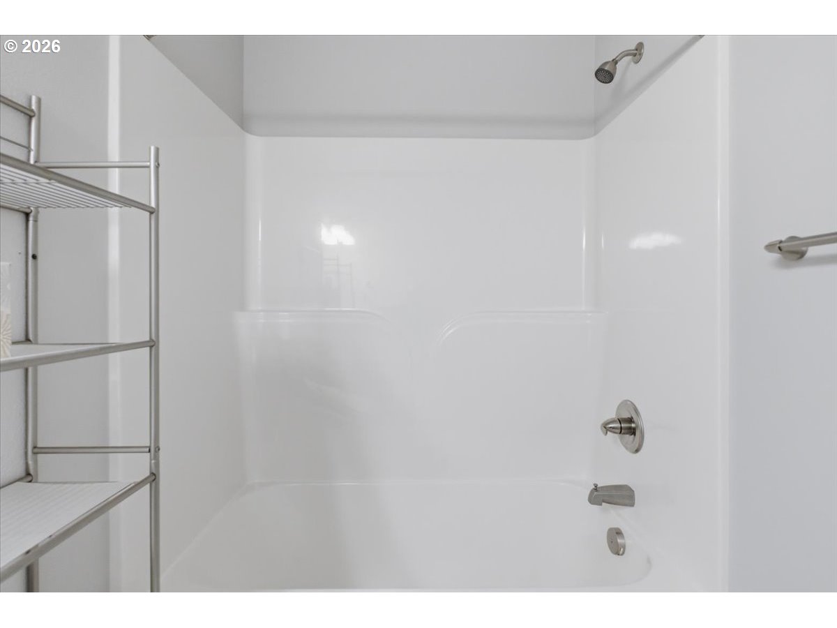 6316 Northeast Planter Street Albany, OR 97321 - Photo 37 of 48