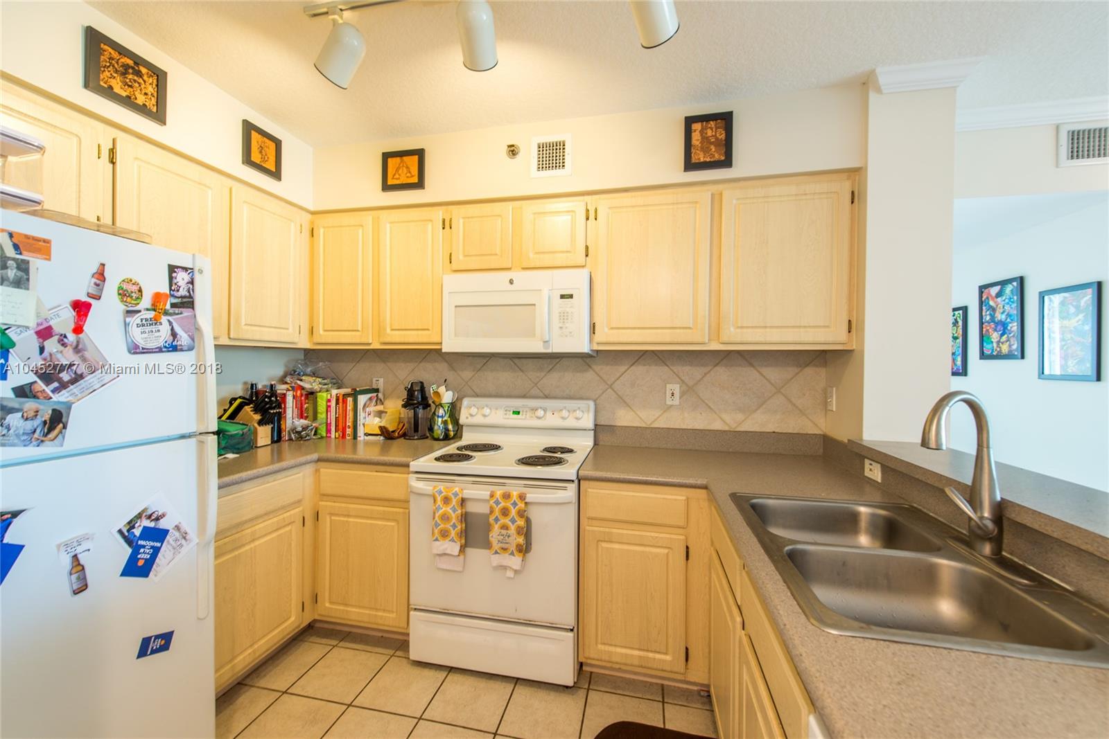 2665 Southwest 37th Avenue, Unit 207 Miami, FL 33133 - Photo 5 of 22