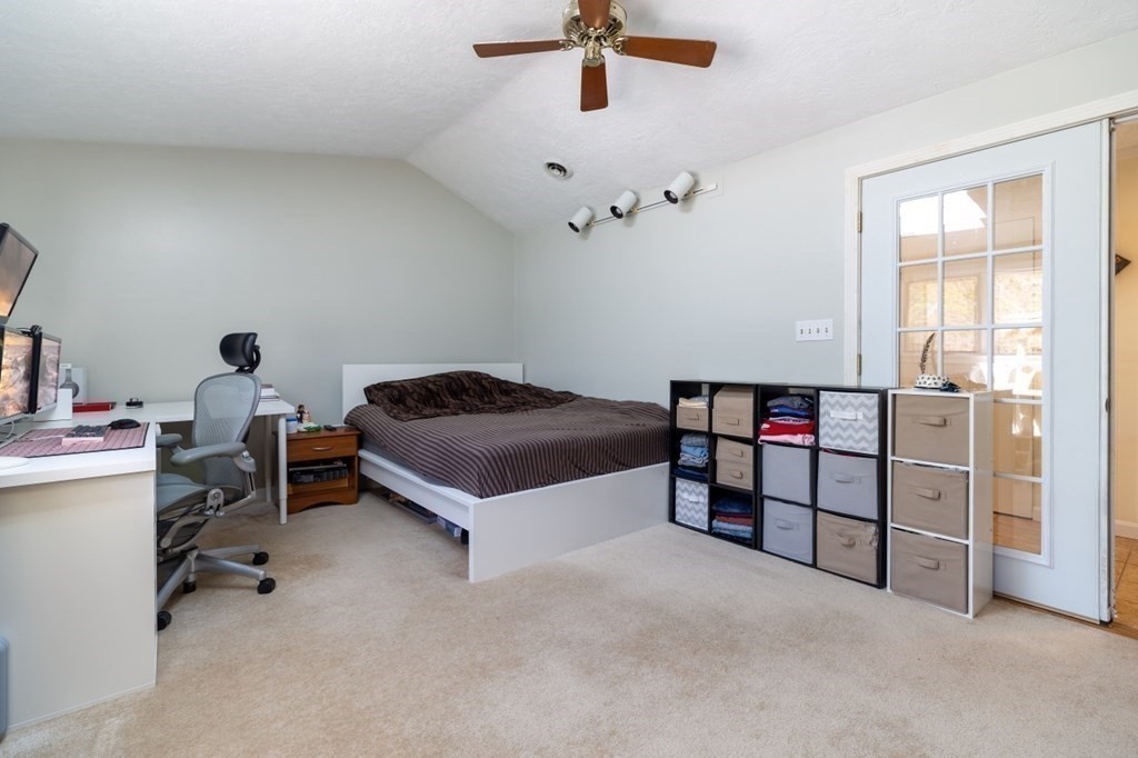 31 Anderson Road Framingham, MA 01701 - Photo 17 of 42 Gallery Image 17