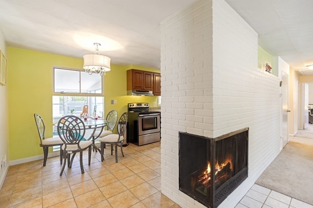 31 Anderson Road Framingham, MA 01701 - Photo 10 of 42 Gallery Image 10