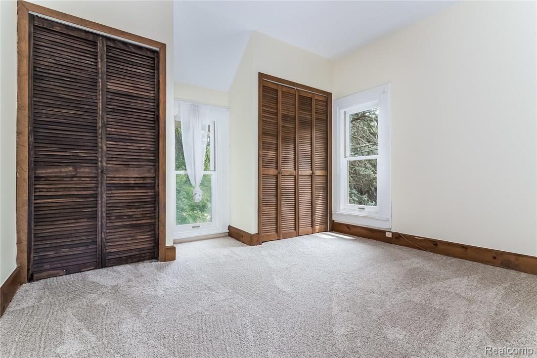 1160 Silver Bell Road Rochester, MI 48306 - Photo 18 of 36 026-photo--6024194.jpg