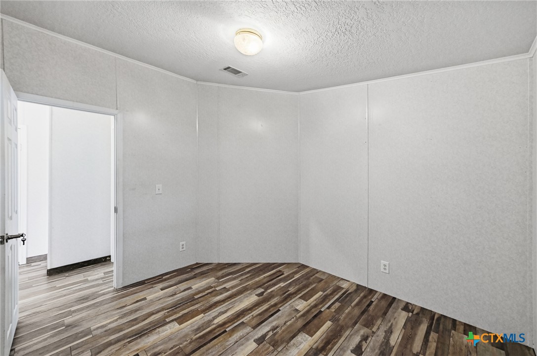 357 Dallas Street Bandera, TX 78003 - Photo 21 of 48 Gallery Image 21