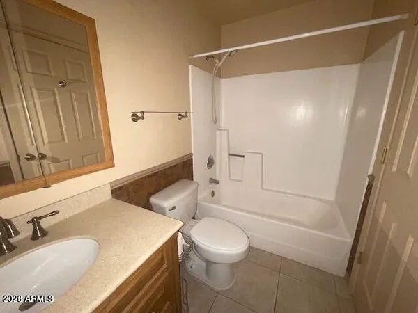 $1,850 | 14008 North Kendall Drive, Unit B, Fountain Hills, AZ 85268