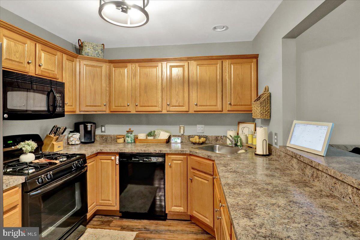705 Caramist Circle Sinking Spring, PA 19608 - Photo 10 of 34 Gallery Image 10