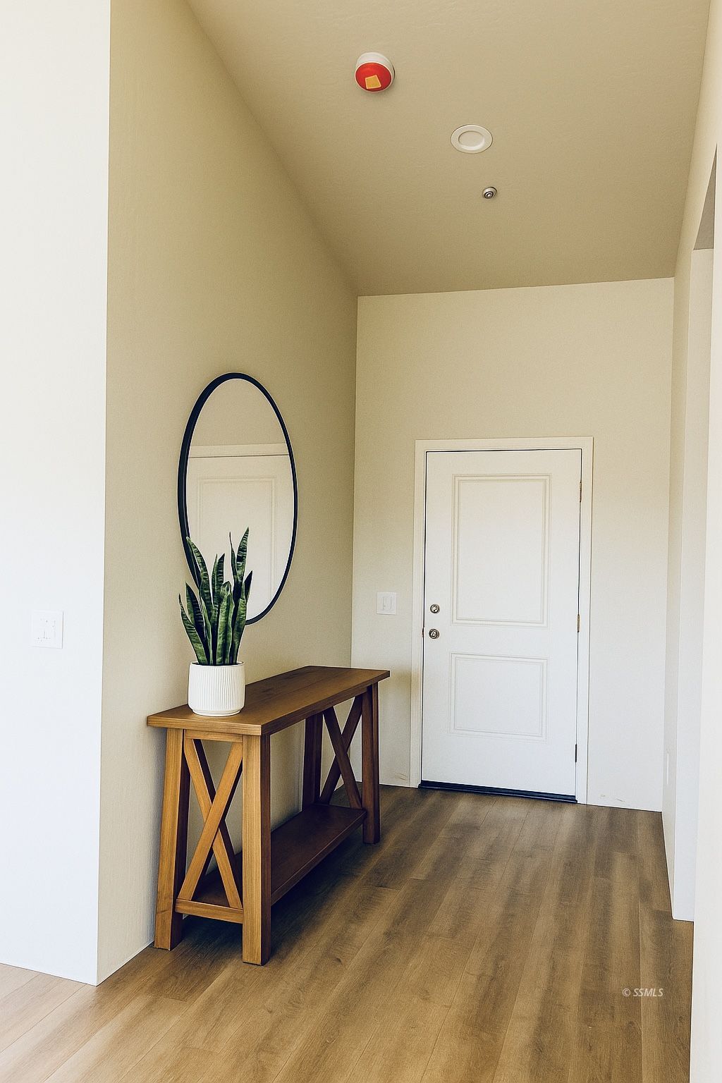 1751 South Mahan Street Ridgecrest, CA 93555 - Photo 2 of 15 a view of an entryway with a table