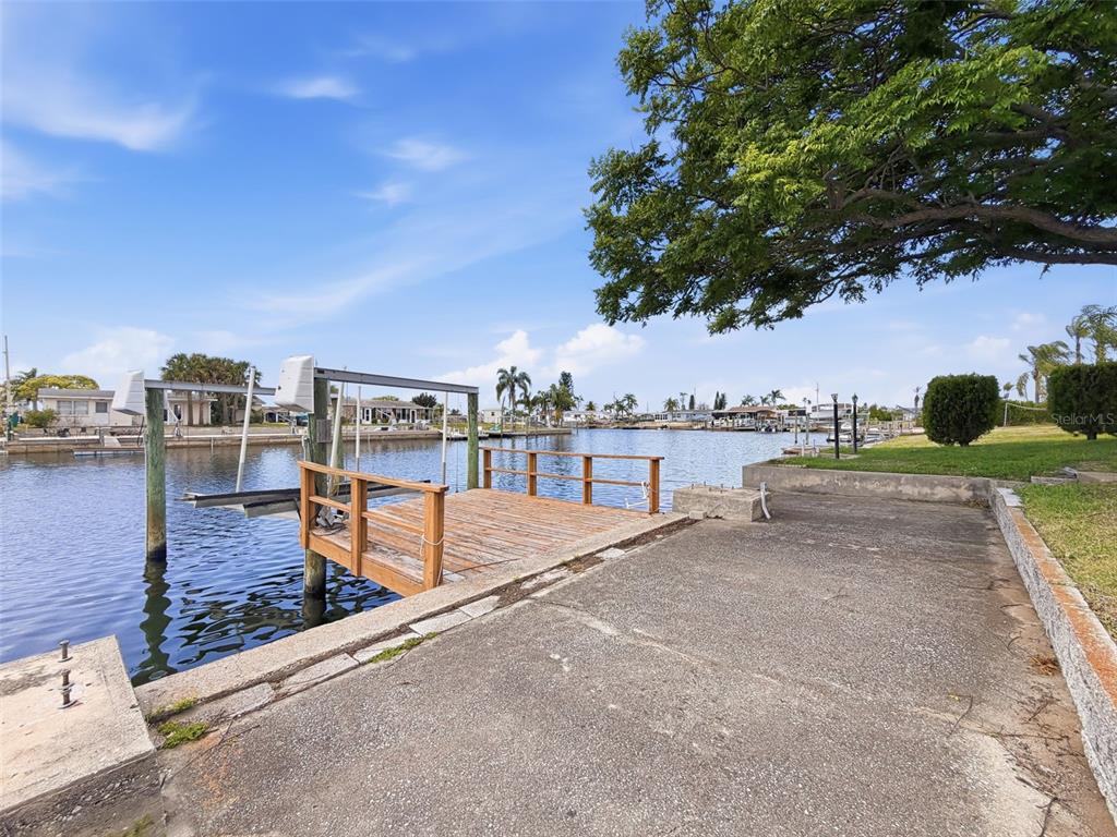 12813 3rd Isle Hudson, FL 34667 - Photo 54 of 74