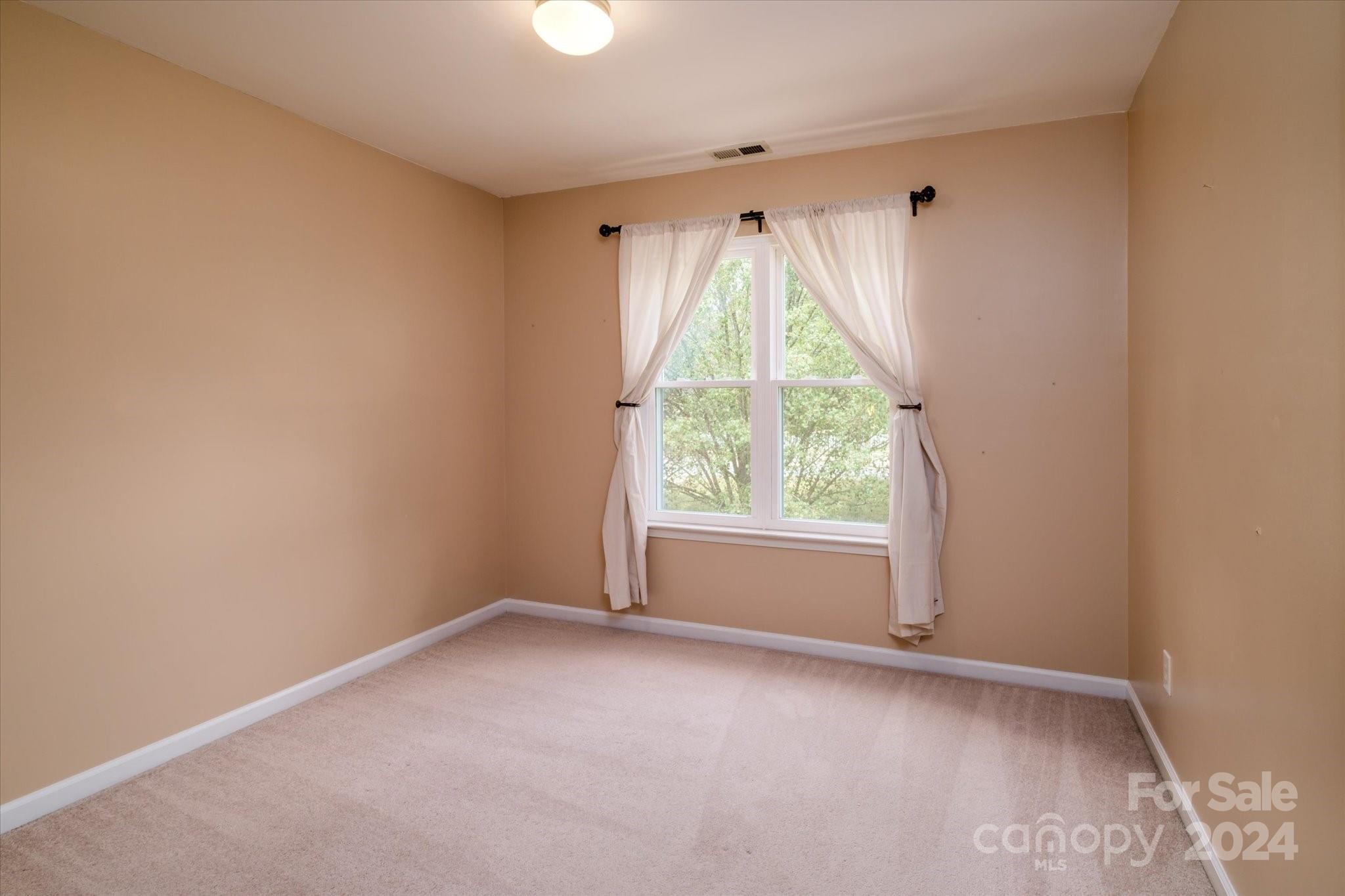 1005 Cathey Road Charlotte, NC 28214 - Photo 20 of 36 Gallery Image 20