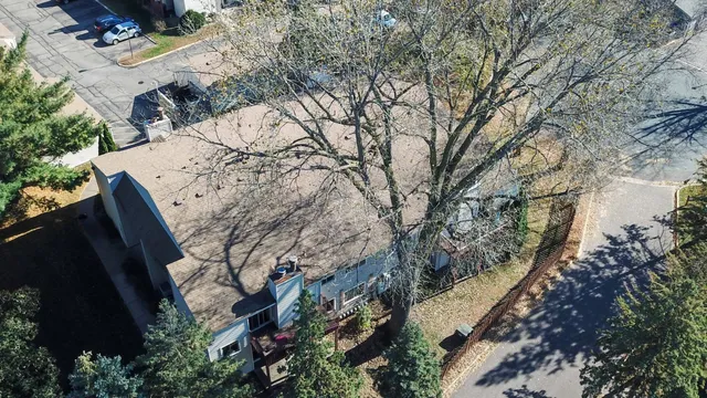 $179,900 | 10650 Kumquat Street Northwest, Unit 504, Coon Rapids, MN 55448