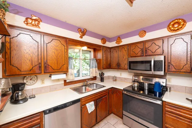 $179,900 | 10650 Kumquat Street Northwest, Unit 504, Coon Rapids, MN 55448