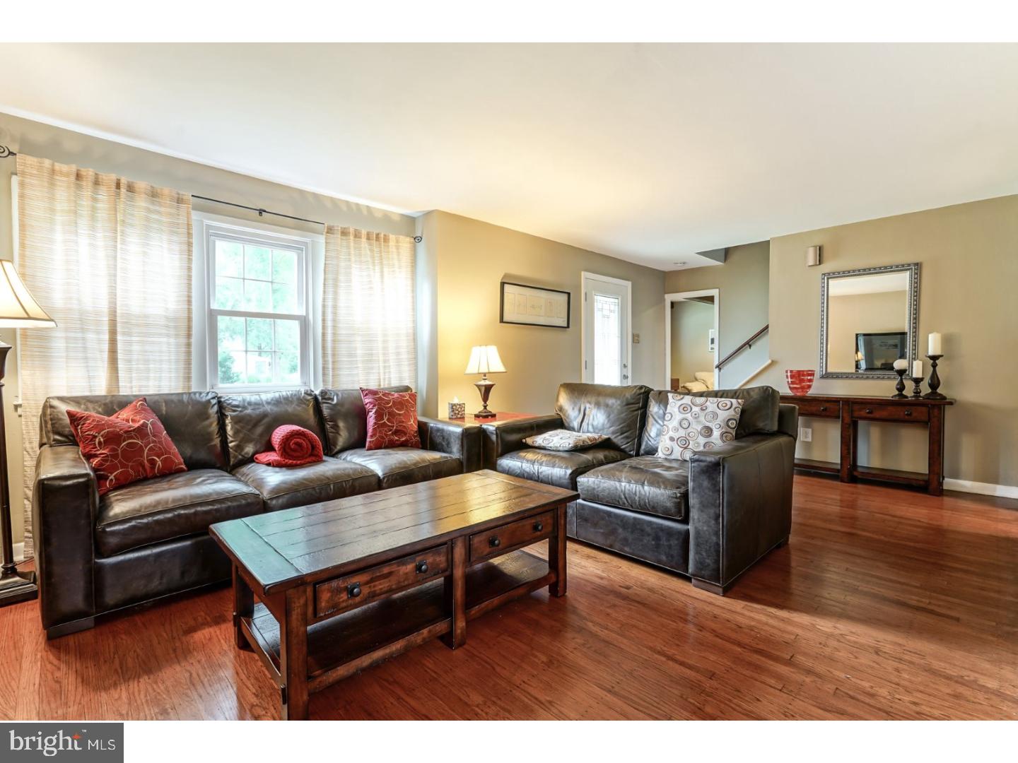 610 Ramble Road Cherry Hill, NJ 08034 - Photo 3 of 25