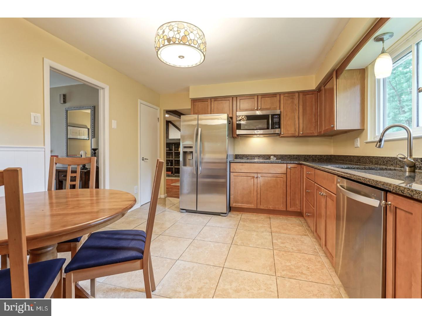 610 Ramble Road Cherry Hill, NJ 08034 - Photo 8 of 25