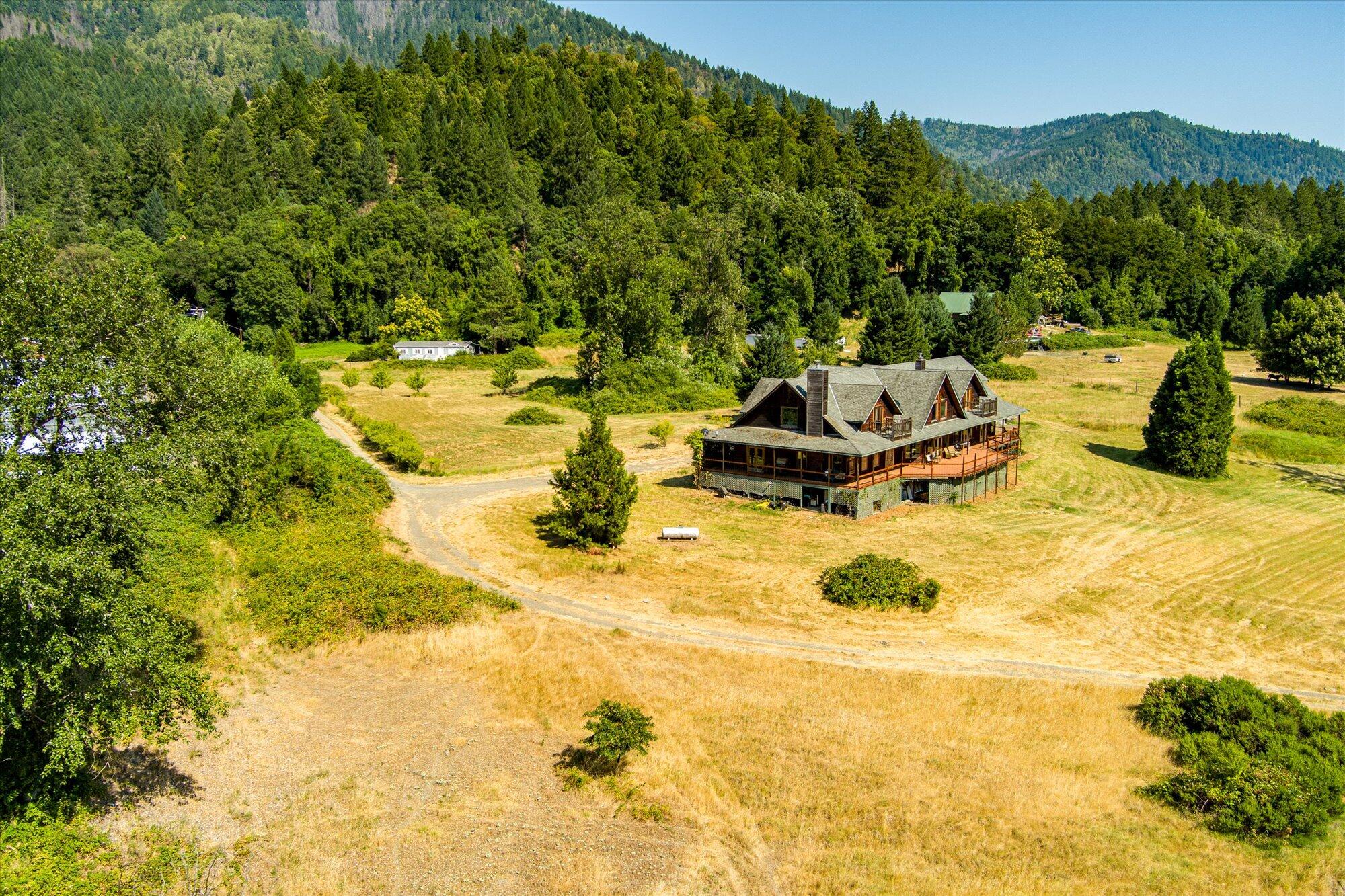 1560 Patterson Road Willow Creek, CA 95573 - Photo 9 of 75