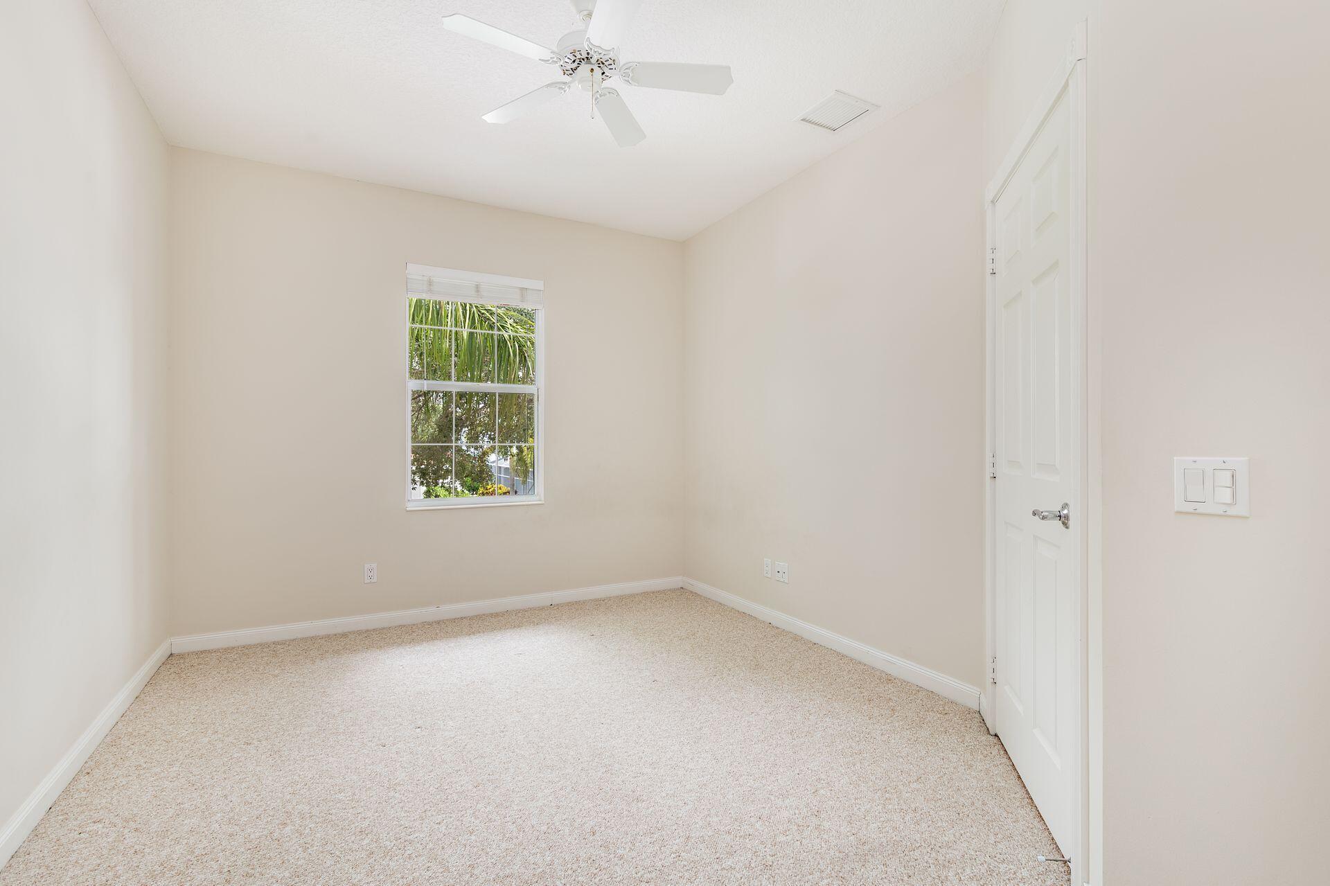 3280 West Community Drive Jupiter, FL 33458 - Photo 21 of 37 Guest Room