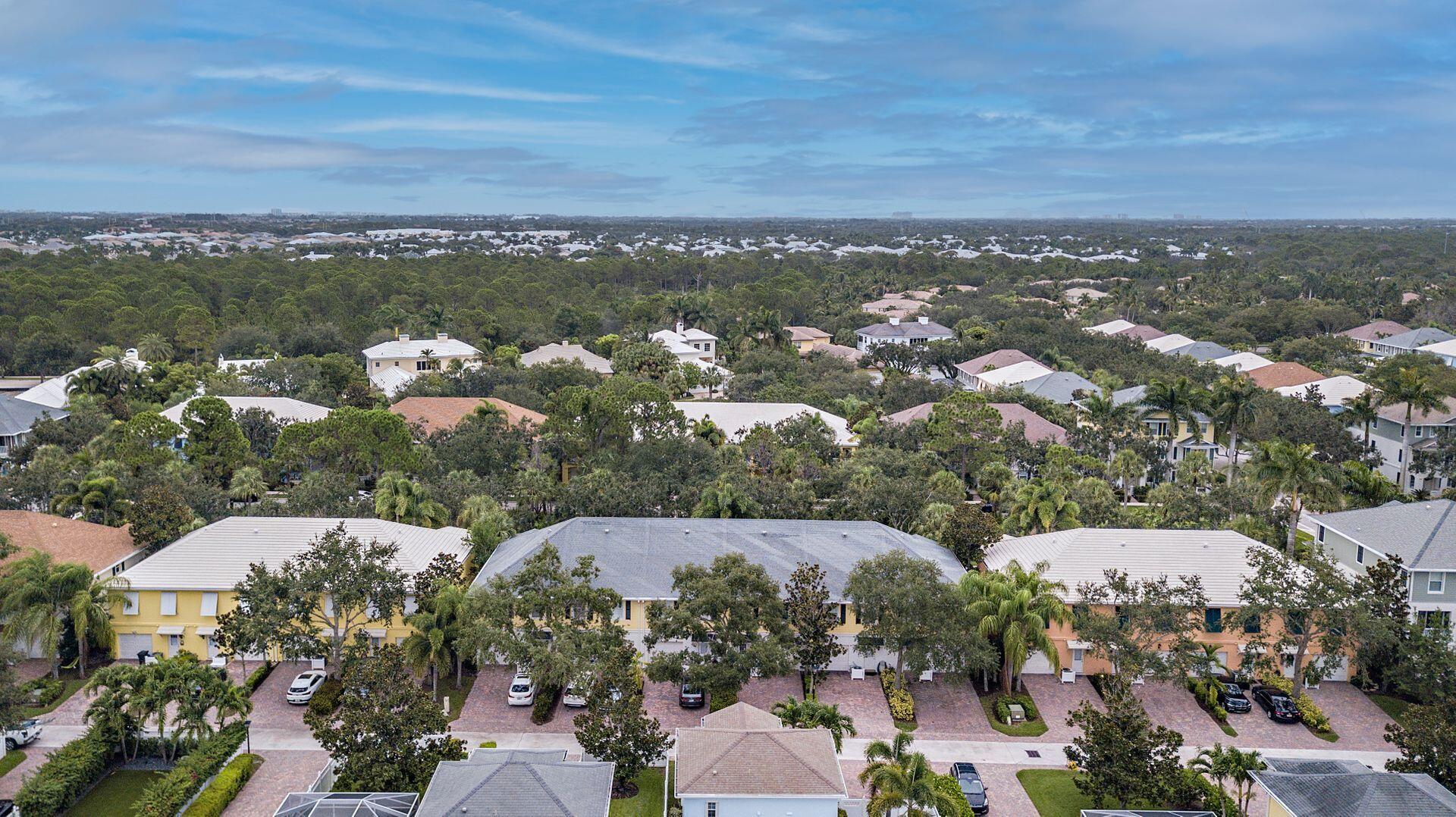 3280 West Community Drive Jupiter, FL 33458 - Photo 29 of 37 Aerial Rear