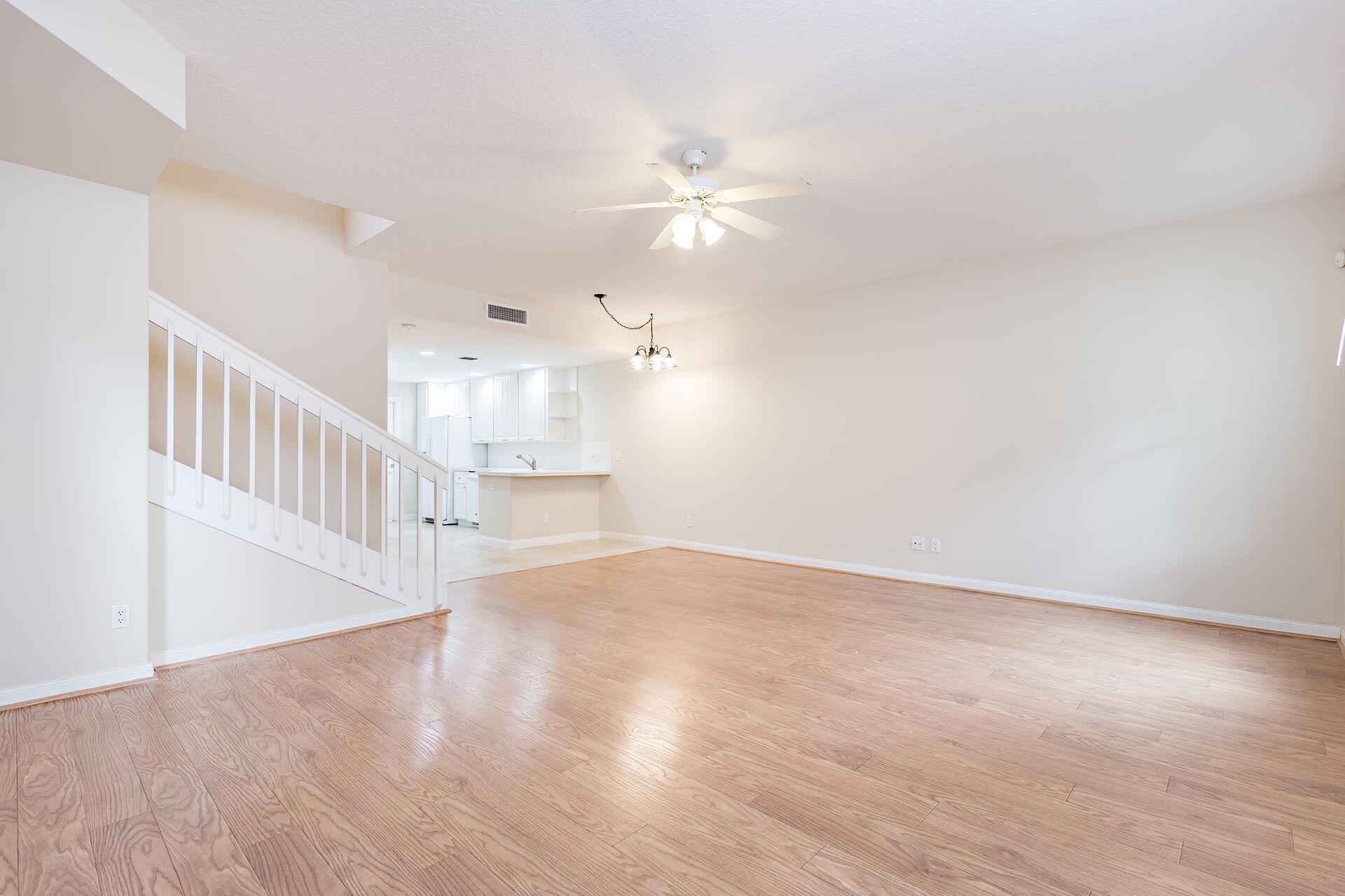 3280 West Community Drive Jupiter, FL 33458 - Photo 7 of 37 Great Room