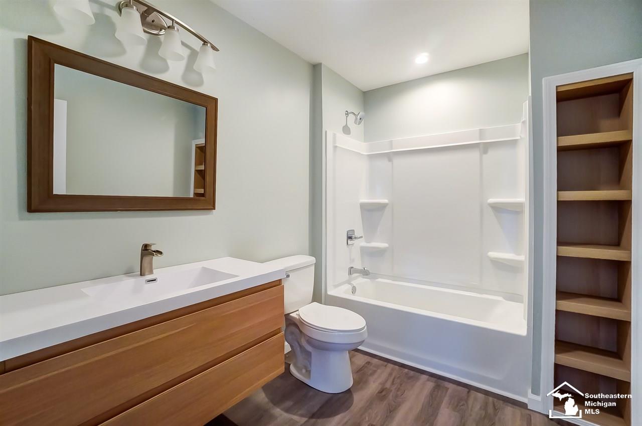 13254 Rosedale Boulevard Carleton, MI 48117 - Photo 39 of 49 50031107-38.JPG
